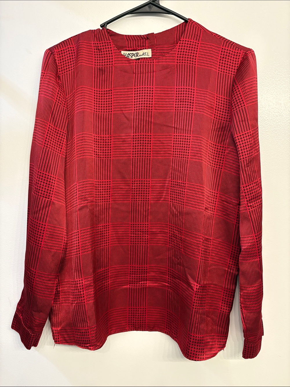 VINTAGE! Kasper Red Plaid-Style Long Sleeve Blouse (medium/large)